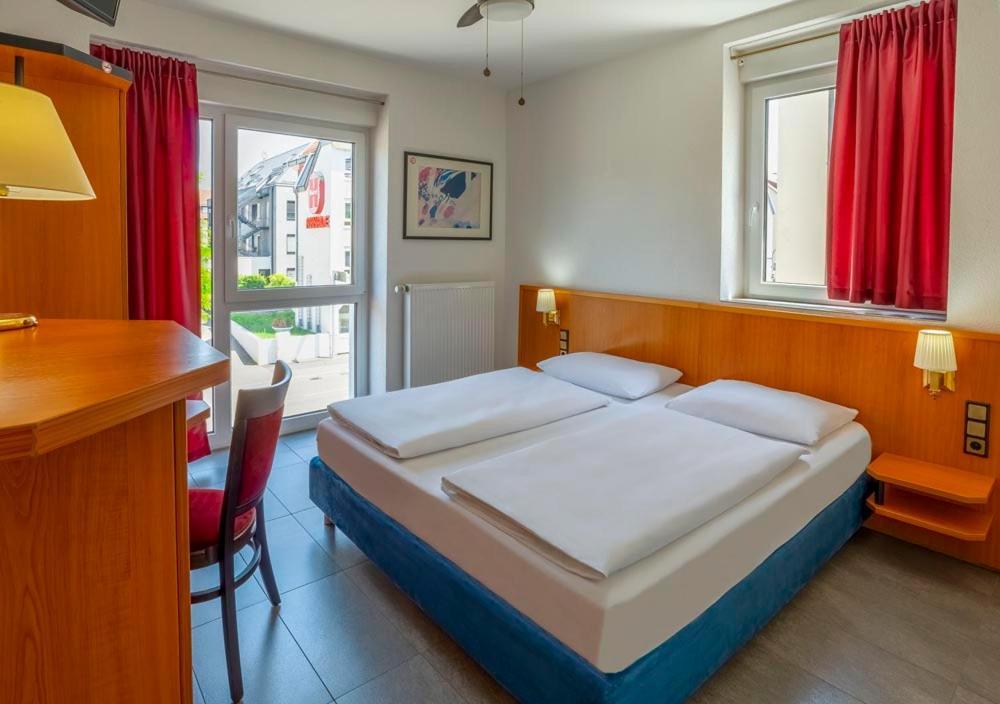 Heilbronner Hotel Am Schoenen Theater 外观 照片